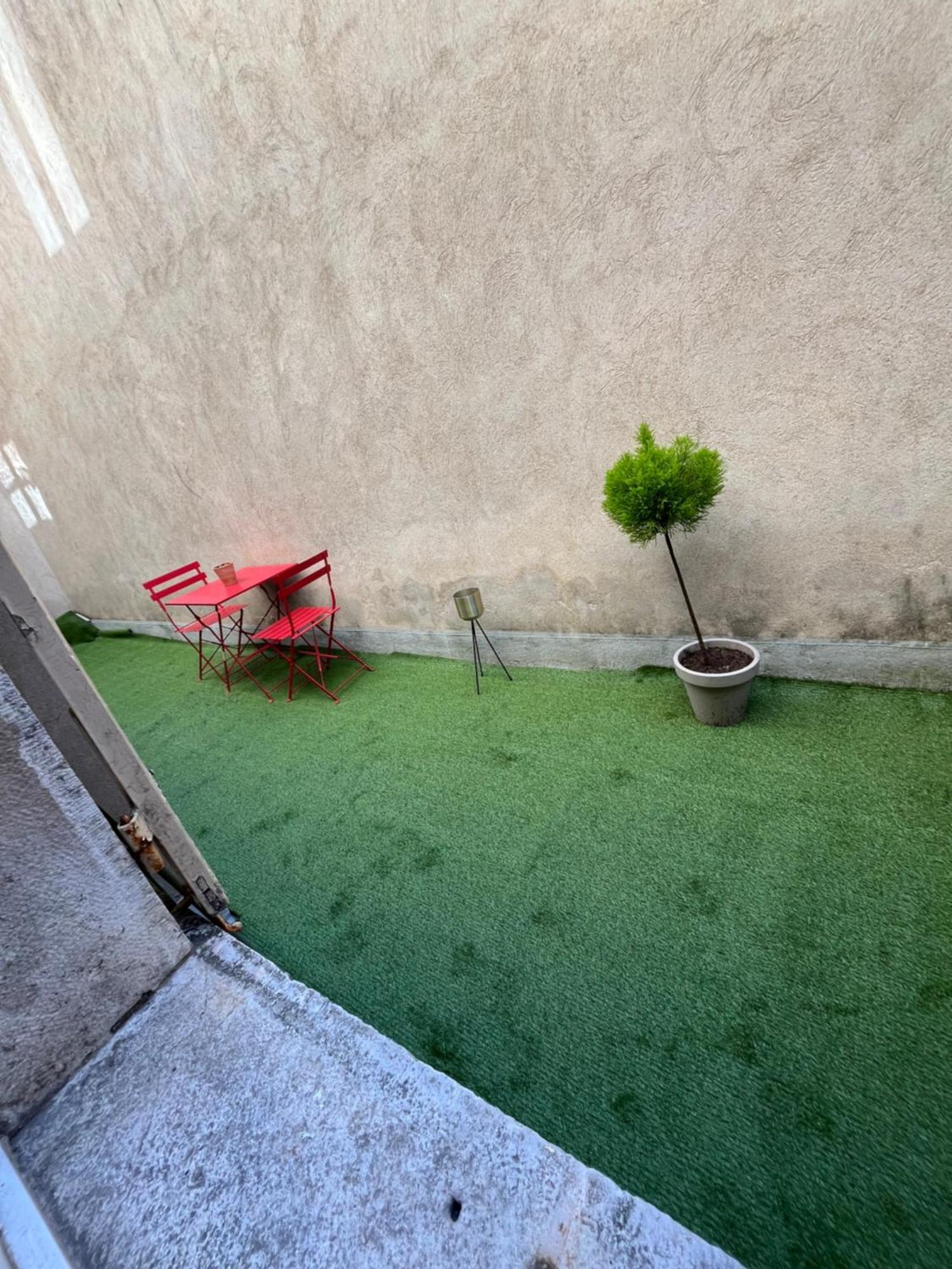 Ca Se Passe Ici Apartment Dijon Ngoại thất bức ảnh