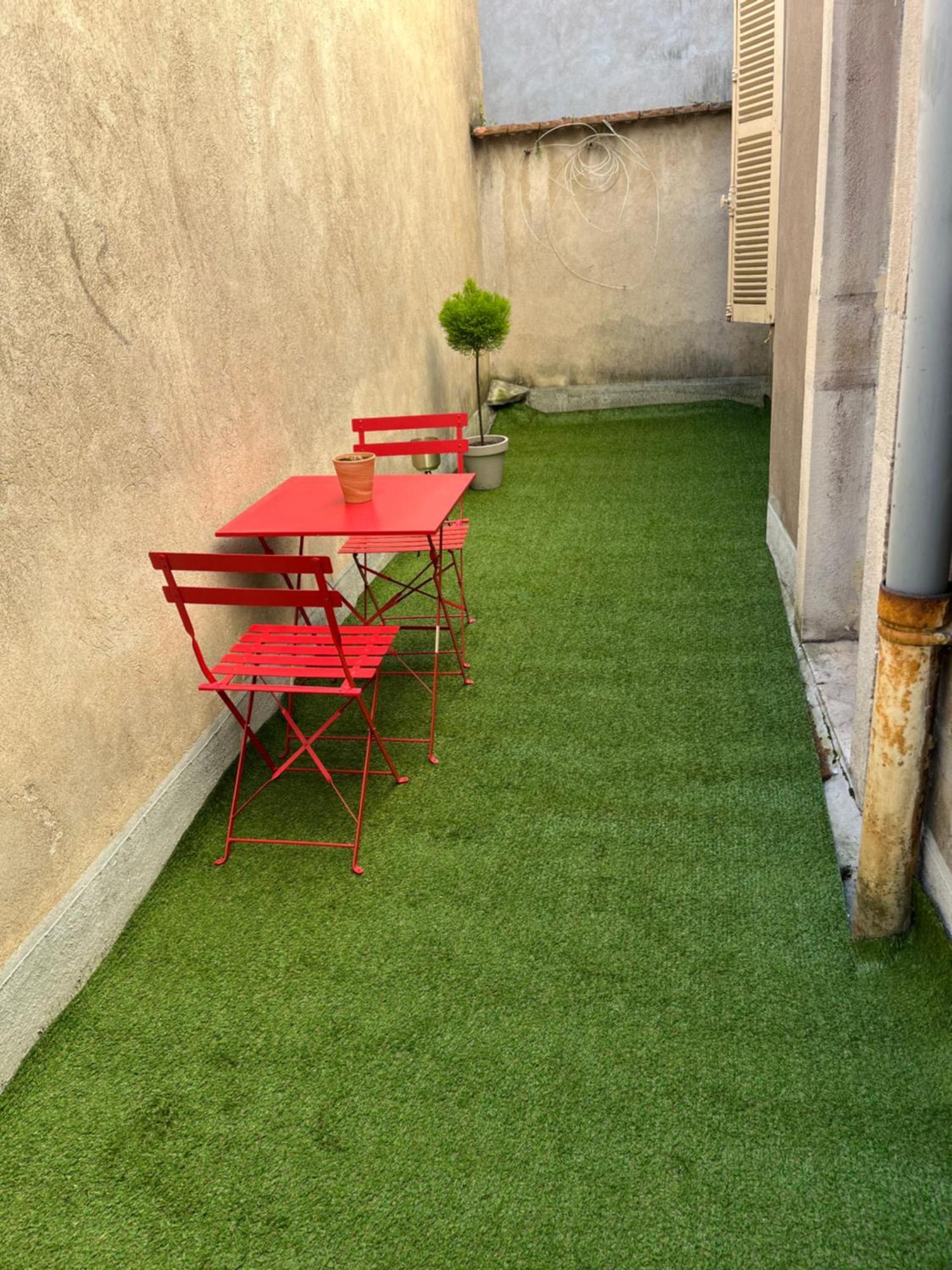 Ca Se Passe Ici Apartment Dijon Ngoại thất bức ảnh
